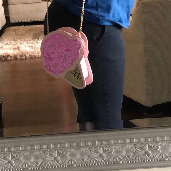 Ice Cream Cone Purse - Picture 4 of 5